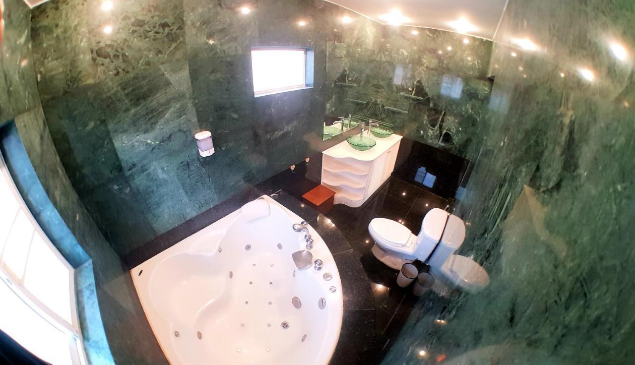 Joopland Luxury Pool Villa Pattaya Walking Street 6 Bedrooms 외부 사진